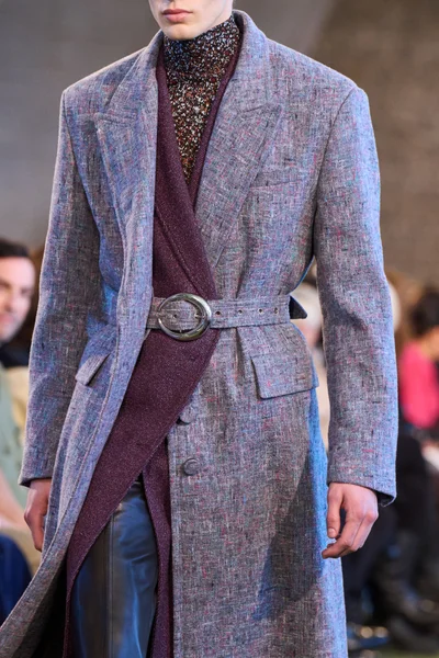 Look 59
